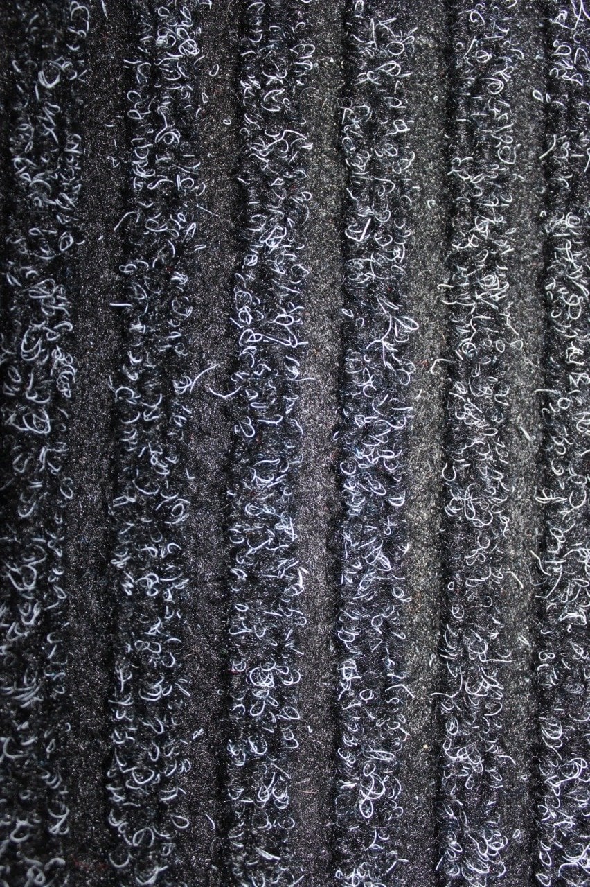 Kauçuk Tabanlı Akustik Halı 6mm Siyah Renk 12 m2